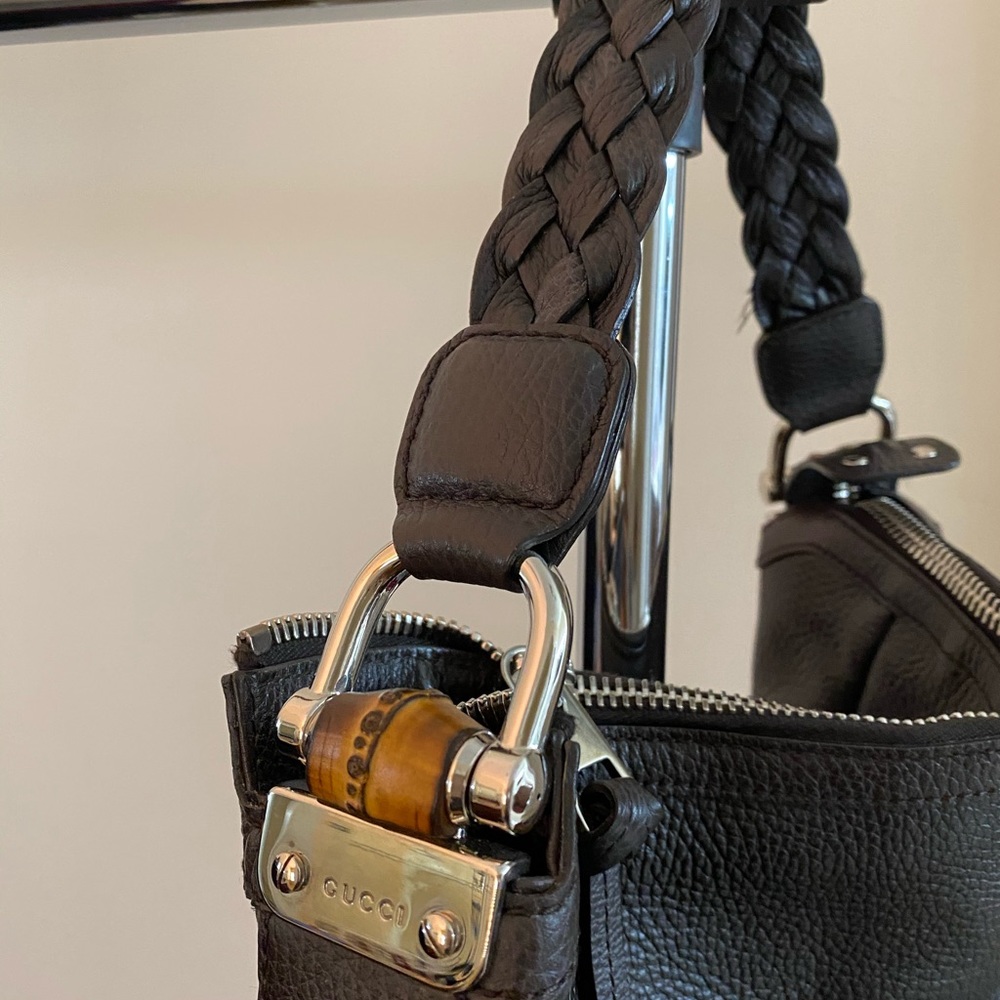 Gucci Bamboo braised strap handbag. Brand new